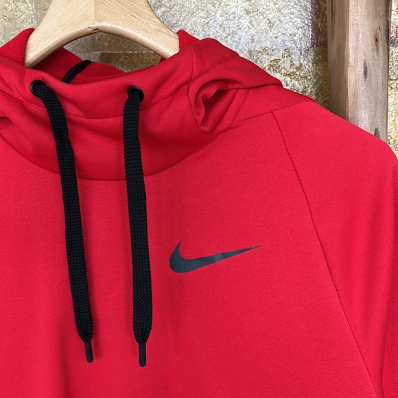 Nike Women's Red/Black Oversized Mock-Neck Pullover DRI-FIT Hoodie With Pockets - Picture 7 of 8